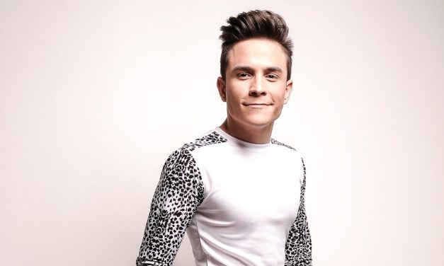 Acusan a cantante venezolano Fran Strippoli de »terrorista» por ayudar a manifestantes afectados por la represión