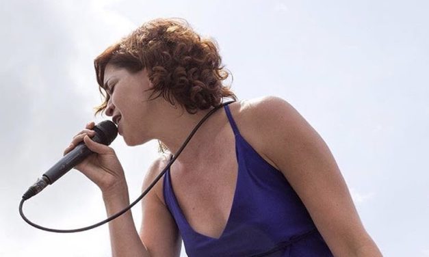 Laura Guevara presenta »Queremos Vivir en Paz» (+Video)