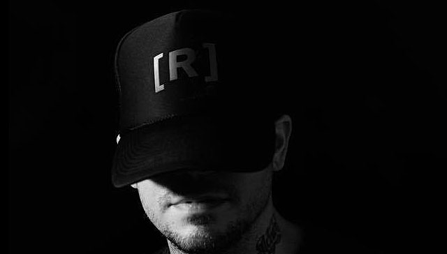 ‘La Cátedra’, la nueva canción que aviva la  ‘tiraera’ (tiradera) de Residente con Tempo