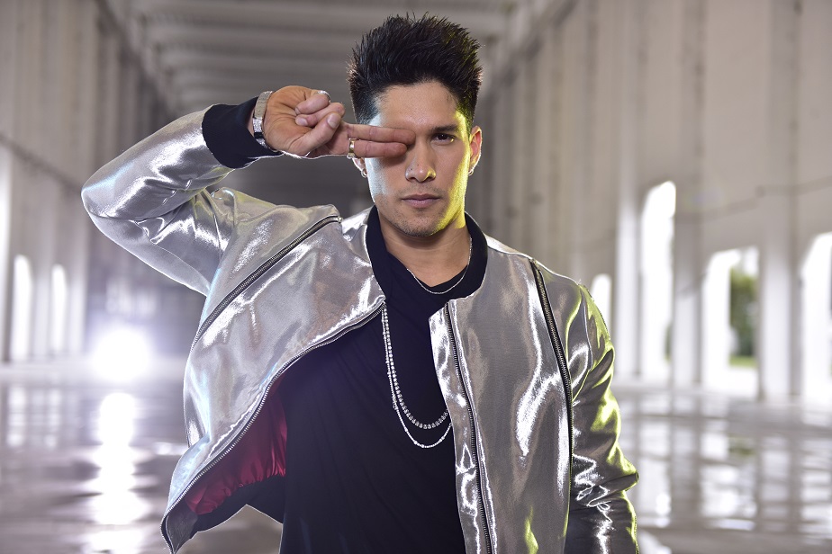 CHYNO ESTRENA TRAS CÁMARAS «QUEDATE CONMIGO» Ft. Wisin & Gente de Zona (+Video)