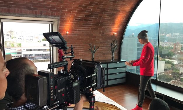 OMAR KOONZE ESTRENA VIDEOCLIP DE CIERRA LAS VENTANAS