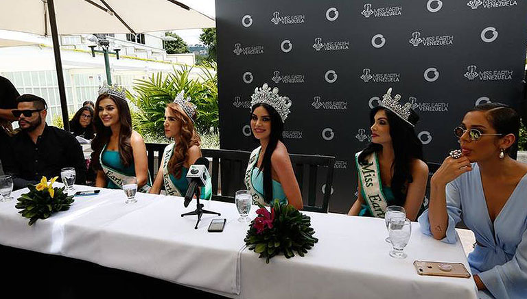 Miss Earth Venezuela venció el sueño y conversó con la prensa
