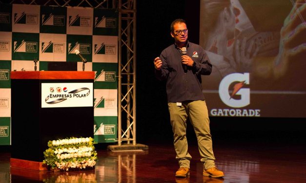 Expertos del tabloncillo estuvieron presentes en el XXIII Curso internacional de ciencias del deporte: Ciencia y práctica del baloncesto