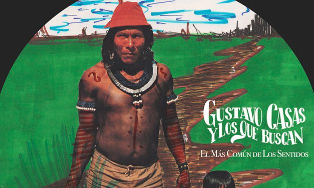 GUSTAVO CASAS muta del amarillo al azul con »El Más Común de Los Sentidos»