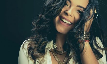 María Laura comienza el año en el top de la Cartelera Pop Monitor Latino con »Nuestra Canción»