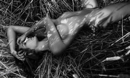 Andja Lorein posa desnuda ante la cámara de Nicolas Larriere (+Fotos)