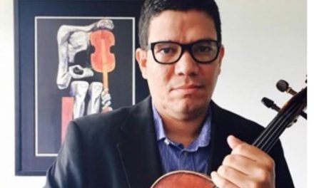 El Músico venezolano, Jesús Alexander Pérez, denuncia trato discriminatorio en aeropuerto de Ciudad de México