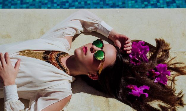 Lolita De Sola debuta con »Aquí»