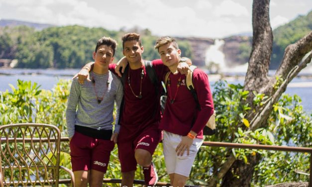 LOS BOYS LANZAN VIDEOCLIP DE »DAME LIKE»