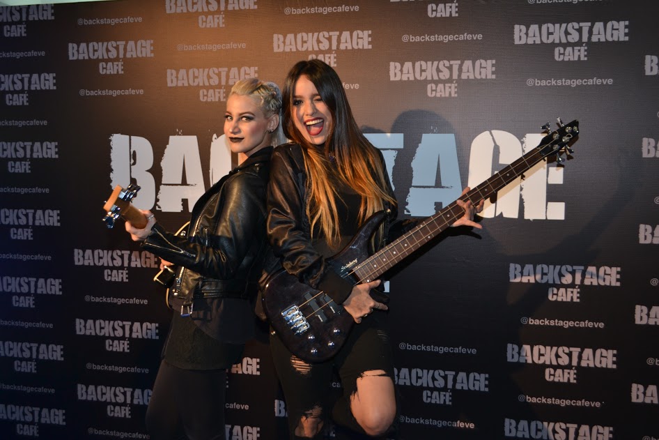 Gran opening de Backstage Café… El lugar donde el público es la estrella (+Fotos)