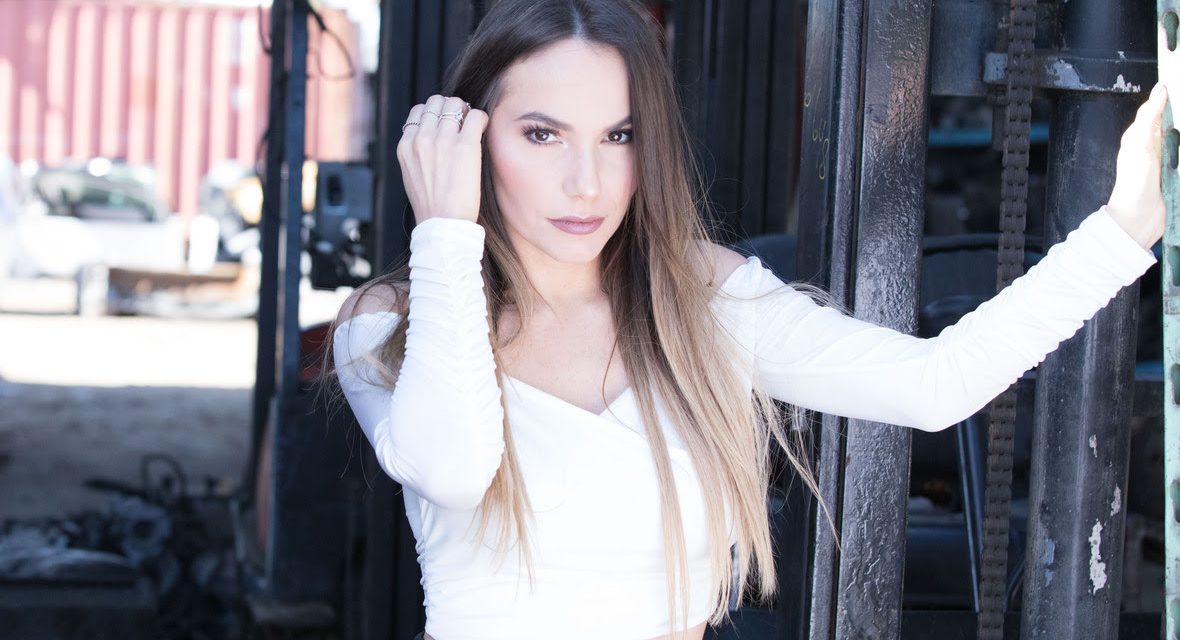 »Que amanezca y te vea» de Judy Buendía es el Pop #1 del Record Report