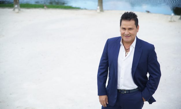 Roberto Antonio continúa su gira internacional